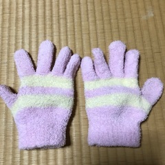 ピンク　手袋の画像