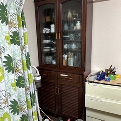 食器棚