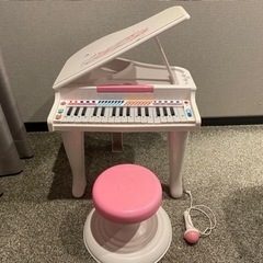 ピアノ　おもちゃ　子ども用　マイク、椅子付きの画像