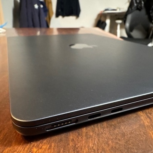 MacBookAir M2 8GB 256GB 13インチ　ミッドナイト