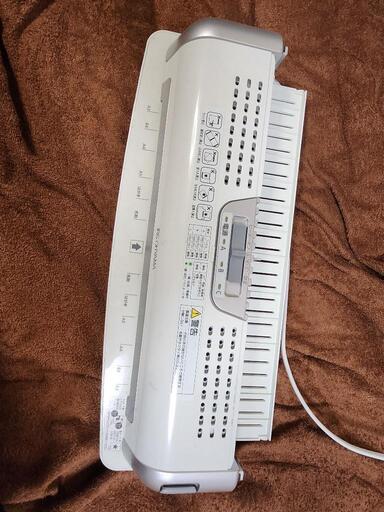 ラミネート機