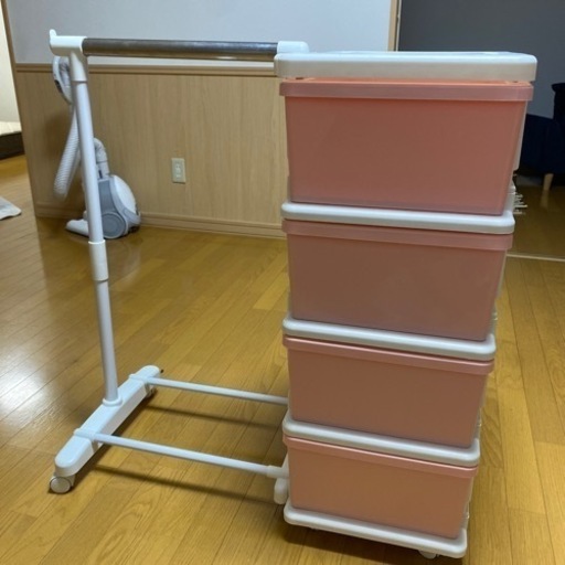 まもなく廃棄します。ハンガーラックと衣類収納