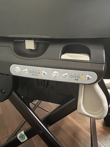 Combi コンビ　 ネムリラ Auto SWING  おやすみ ダッコ プラス エッグショック ハイローチェア 電動スイング