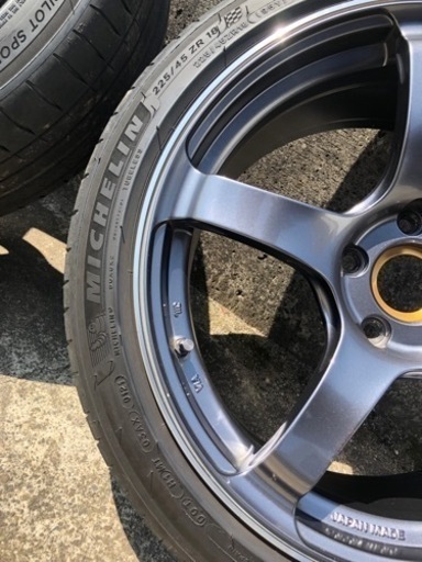 レヴォーグ　WRXなどに　YOKOHAMA TC-4 8.5j