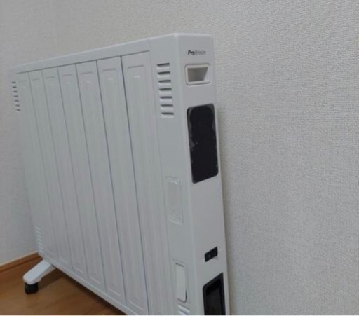 新品値段15,000円です。Pro Breeze 次世代オイルレスヒーター1200W 燃料不用ヒーター ラジエーター式 電気ストーブ 速暖軽量 4段階安全機能 タッチパネル操作 リモコン&タイマー付暖房器具