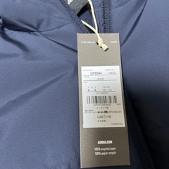 新品未使用　adidasジャンパーの画像
