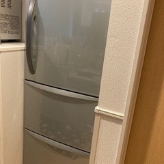 【取りに来られる方限定】冷蔵庫（受け渡し予定者よりキャンセル入り...