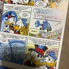 洋書 Disney（4冊セット）の画像