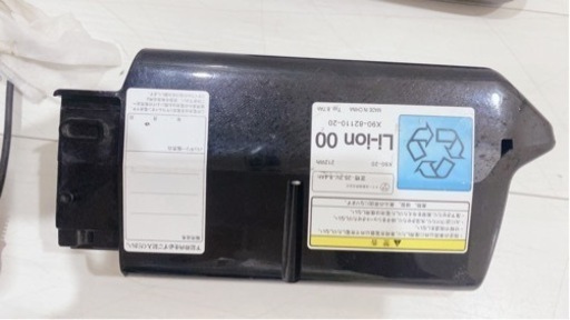 値下げー！YAMAHA  バッテリー　& 充電器