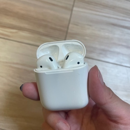 【AirPods】第二世代_使用済み_状態◯