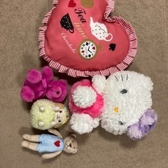 ぬいぐるみ、クッション