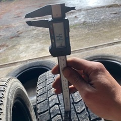 スタッドレスタイヤ　4本セット　175/70 R13 の画像