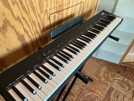 キーボード（電子ピアノ）