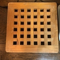 コロナ 石油ファンヒーター キャスター付台 ポリタンクもあります。の画像