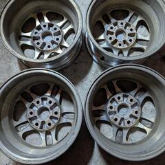 パジェロ純正ホイール　16インチの画像