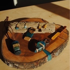 ウッドレジンアクセサリーのワークショップの画像