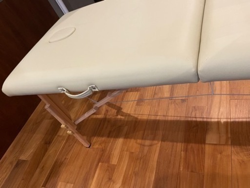 マッサージベッド