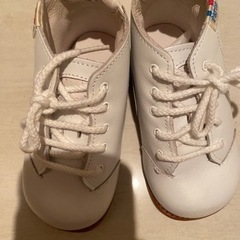 ベビーシューズ　13.5cmの画像