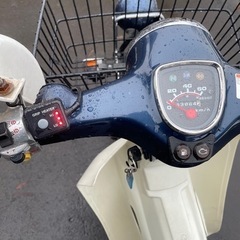 やっぱFIだよなぁ！？動画有グリップヒーターあったけぇ！ホンダ スーパーカブ50の画像
