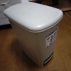 セキスイ30リットルごみ箱