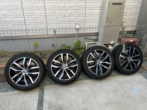 フォルクスワーゲンゴルフ7.5純正ホイールスタッドレス