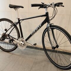 GIANT ESCAPE R3 2022 ブラックトーン　サイズS