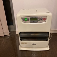 石油ファンヒーター　コンパクトでよくあったまる　