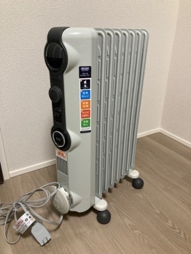 オイルヒーター デロンギ DeLonghi HJ0812 美品・説明書付き