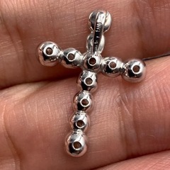 K18WG ダイヤモンドクロス ペンダントトップ 1.9g 1ct