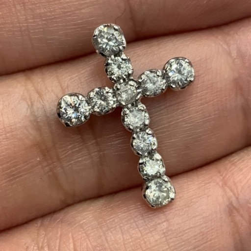 K18WG ダイヤモンドクロス　ペンダントトップ　1.9g 1ct