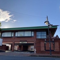 旧グラッチェ(飲食店)跡🍝🍕駐車場スペース確保🚌🚗業種・用途はお...