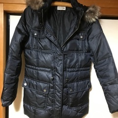 アルファキュービック　黒　ダウンジャケット