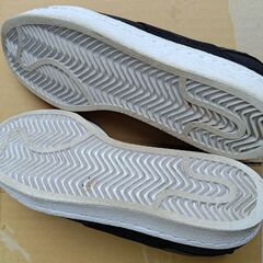 adidas　スニーカー 黒　23cmの画像