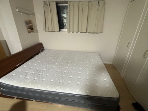 ニトリ　クイーンベッドフレーム&マットレス12月15日から18日までに取りに来てくれる方