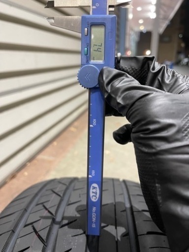 MAXTREEK TYRES(アジア製タイヤ)未使用に近い