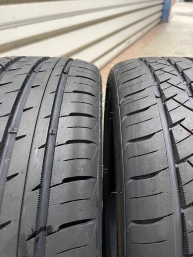 MAXTREEK TYRES(アジア製タイヤ)未使用に近い