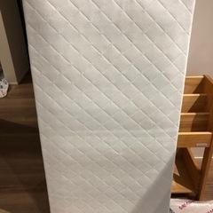 IKEA SUNDVIK イケア　スンドビィーク　ベビーベッドの画像