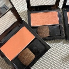レブロン チークセットの画像