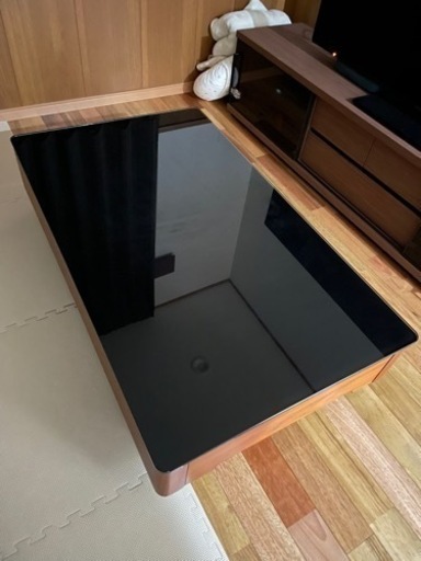 アルモニア ガラスローテーブル