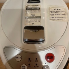 電気ポットの画像