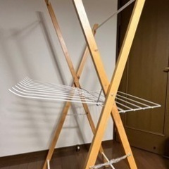 木製　折りたたみ式　室内物干しスタンド　