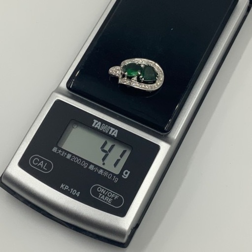 K18WG ホースシュー　グリーントルマリン　ダイヤペンダント　4.1g