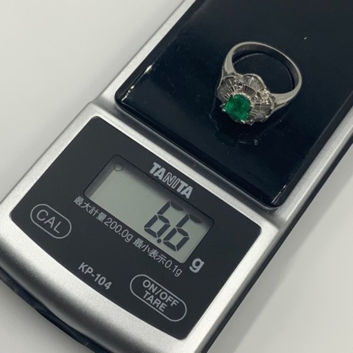 Pt900 エメラルドリング　ダイヤモンドリング　6.6g 0.99ct 0.66ct