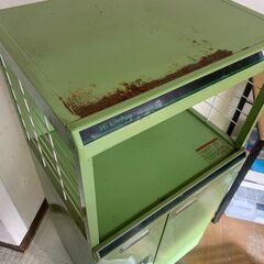 ★スチール製★キッチン収納庫・ライスストッカー付★　電子レンジ・炊飯器収納可能の画像