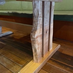 樹齢400年 トチの木 一枚板テーブル【最終値下げ】の画像