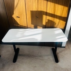 IKEA イケア つくえ 机