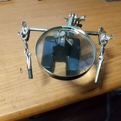 半田精密作業台ルーペ付きの画像