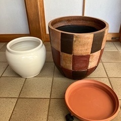 【取引中】鉢カバー　大