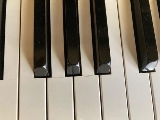 値下げしました　
YAMAHAアップライトピアノをお譲りします