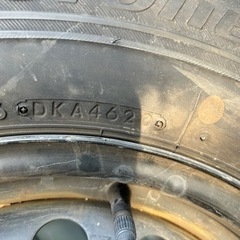 2代目NOTE用スタッドレスタイヤ、ホイール、ホイールキャップの画像